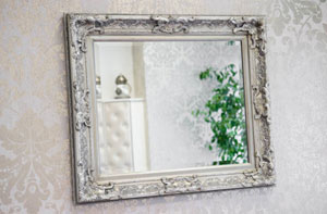 Mirror Hanging Leiston (01728) Mirror Hanging Leiston (01728)